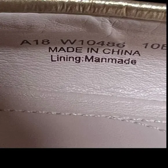 COLE HAAN Women's Size 10 Gold Demi Driving Shoes Cinderella Flats Logo Detail - Picture 14 of 14